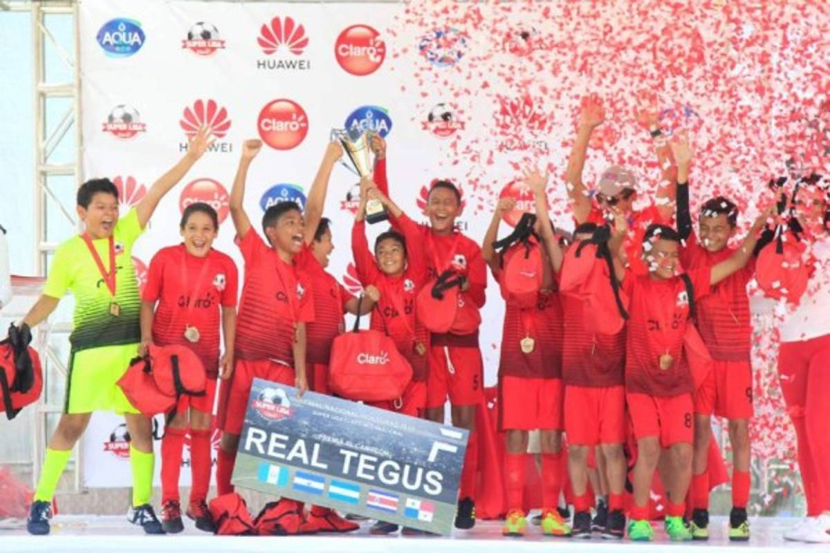 Flashazos: Alegría, llanto y grandes emociones en la final de la Súper Liga de Claro