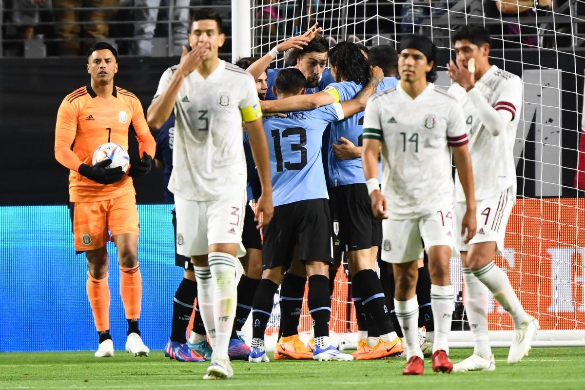 Terror en Phoenix: Uruguay propina dolorosa goleada a México en amistoso y deja en vilo al Tata Martino
