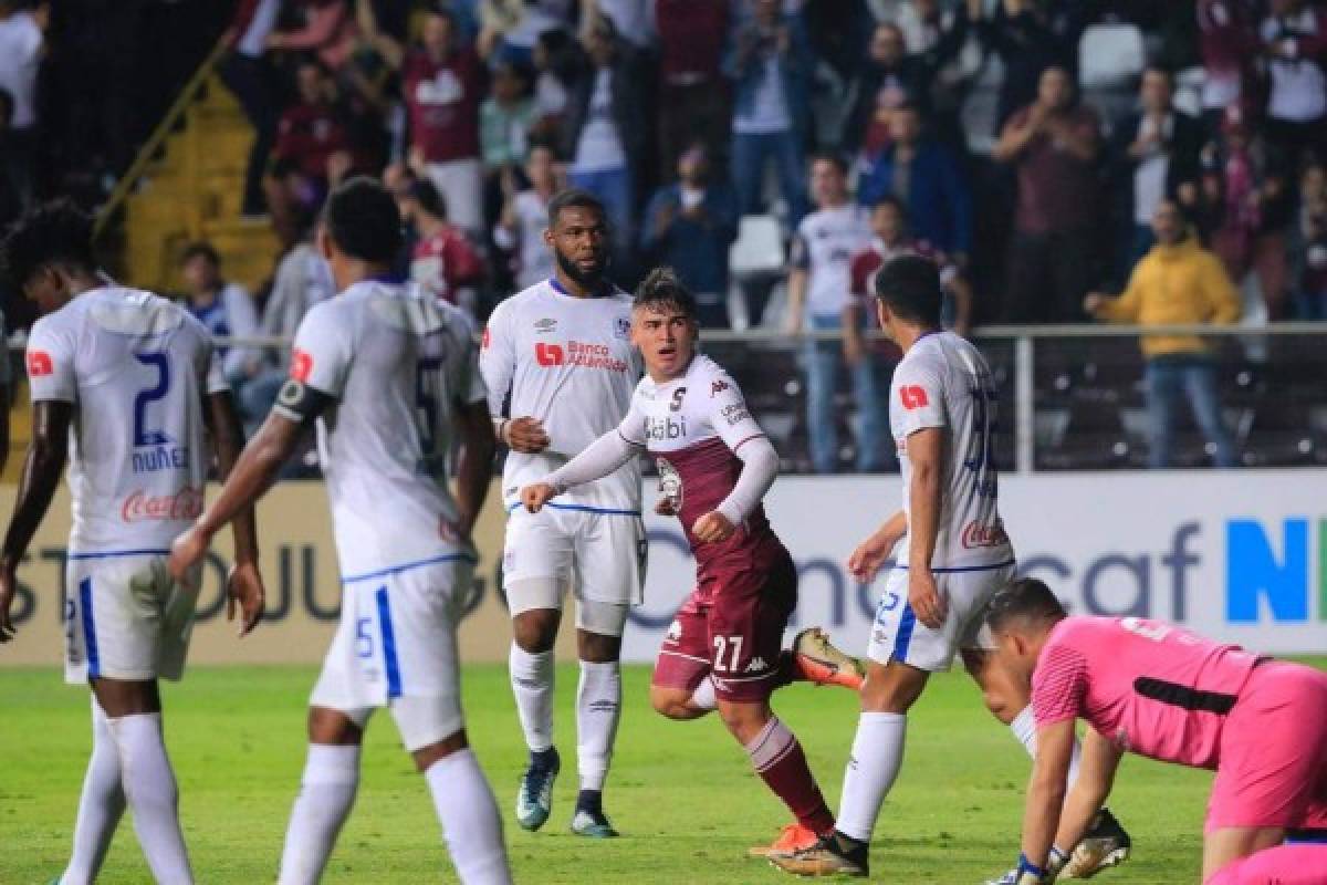 Llanto, dolor y silencio; las fotos que reflejan el desastre del Olimpia en Costa Rica