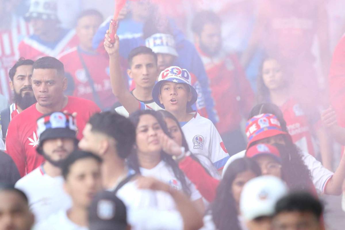 Olimpia vs Olancho FC: Los ‘gringos’ y venezolanos y lo que estos niños hicieron a los jugadores de potros en su llegada