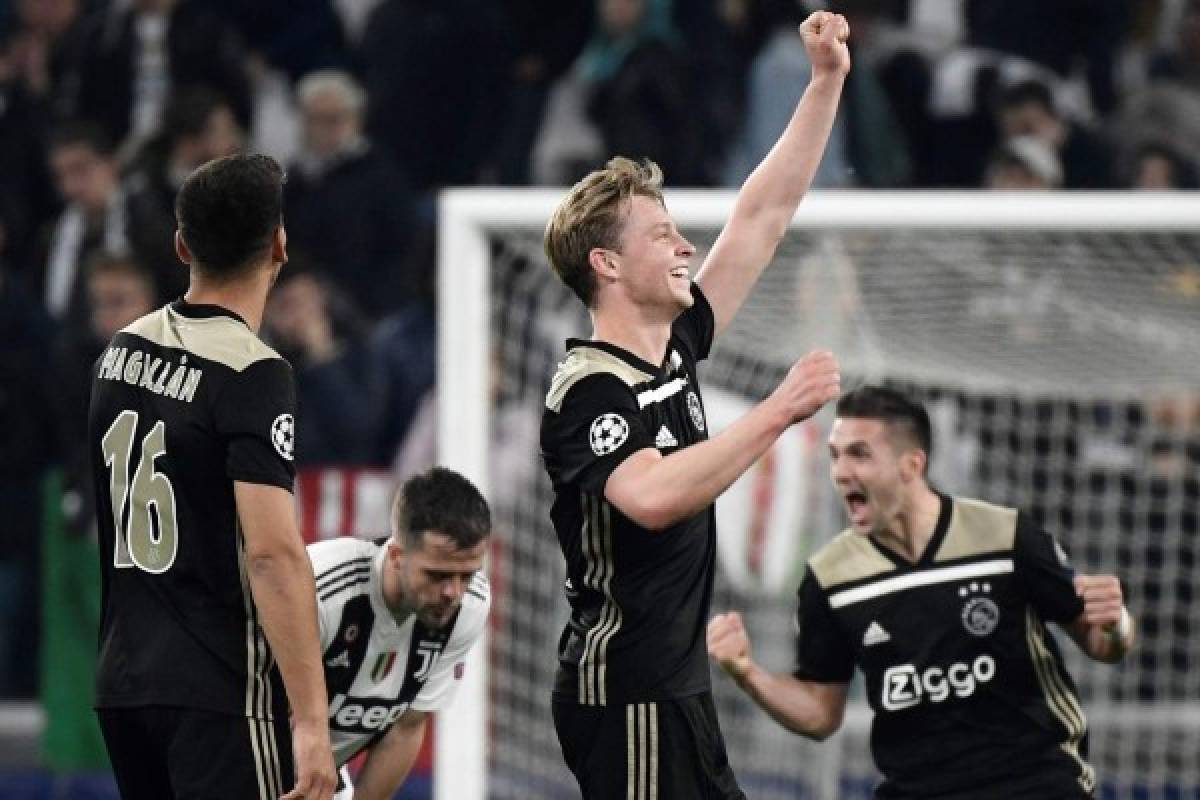 ¡Emotivo festejo! Así celebró en Turín el Ajax su pase a semifinales de Champions