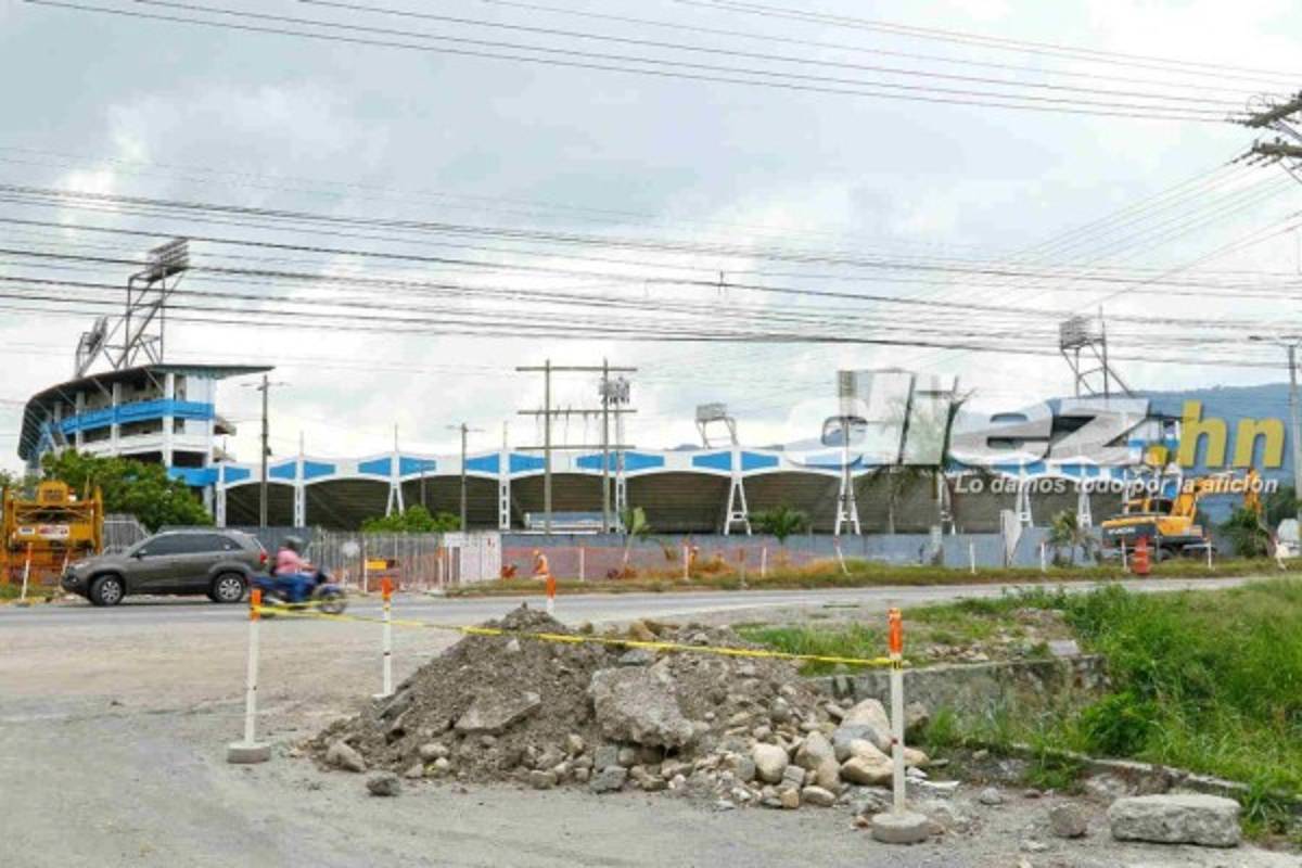 FOTOS: Así están las afueras del Olímpico previo al Real España-Olimpia