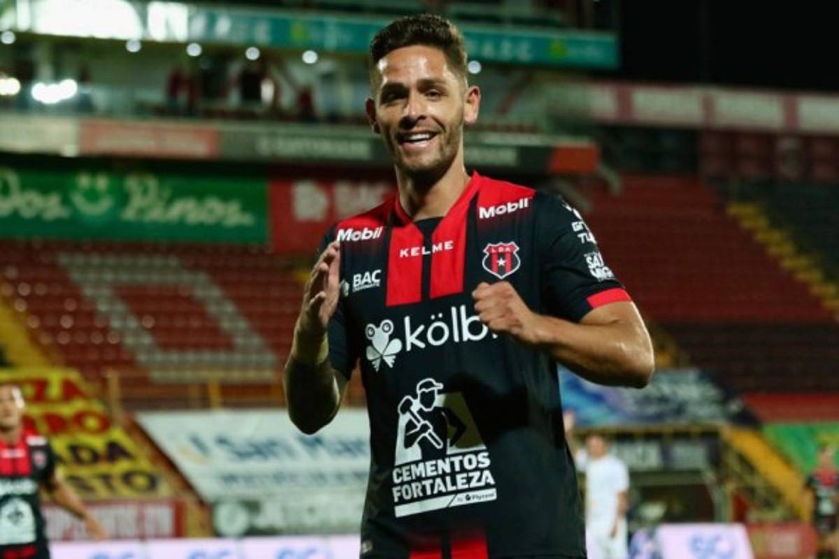 Alex López y Alajuelense sellaron su boleto a la final de Costa Rica al eliminar a Cartaginés