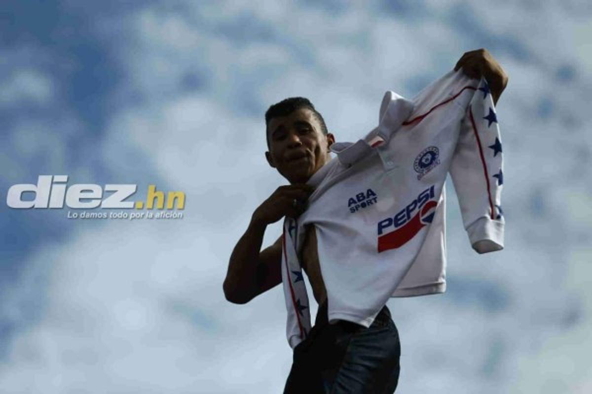 No se vio por TV: Pelea brutal en silla, olimpista en un mar de motaguas y la tristeza de Pereira