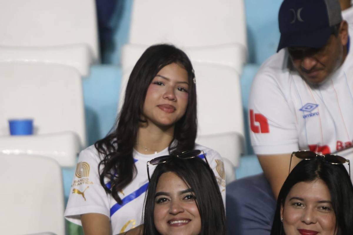 Bellezas olimpistas: Aficionadas causan fascinación en el estadio Nacional Chelato Uclés en juego ante Marathón