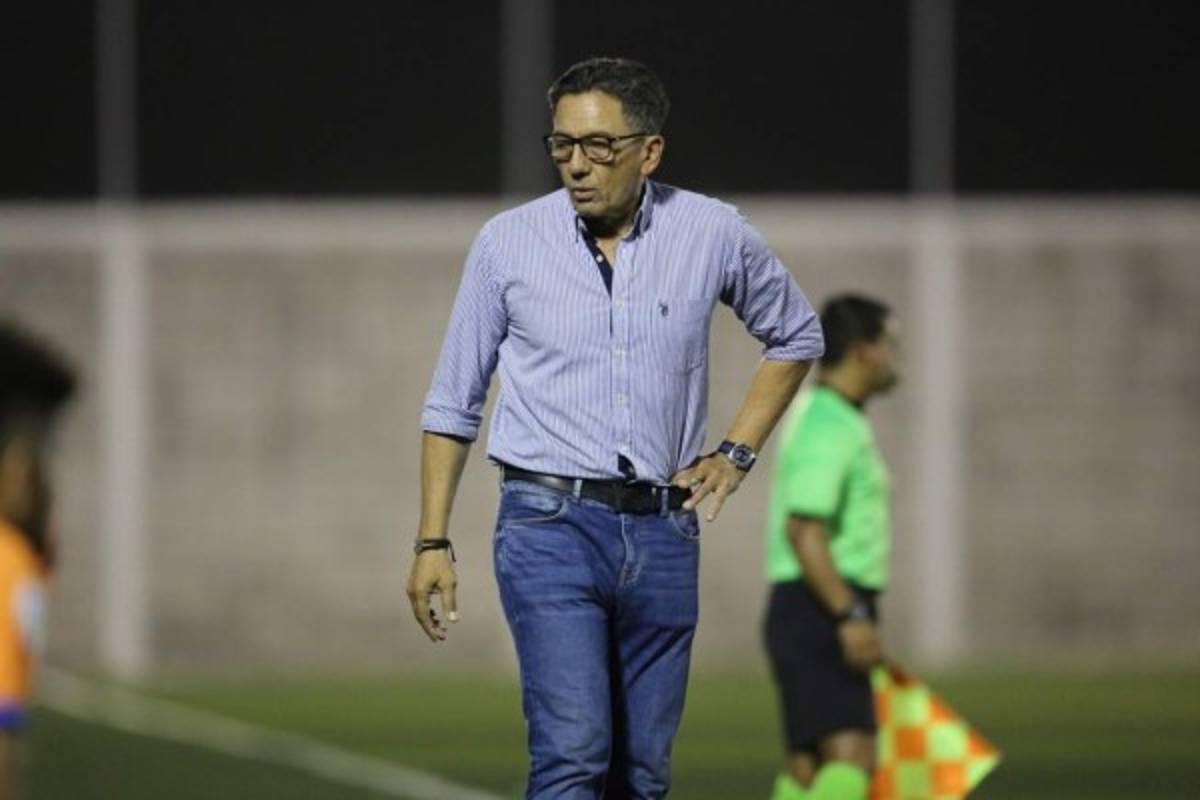 Fichajes: Confirmada una salida en Olimpia, Emilio renovaría y Marathón tendría varias bajas