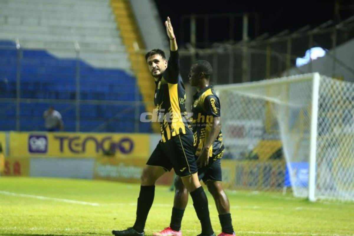 El gesto de Troglio al ver a Eddie expulsado, la extraña celebración de Rocca y el 'tierno' abrazo de Machuca a Cáceres