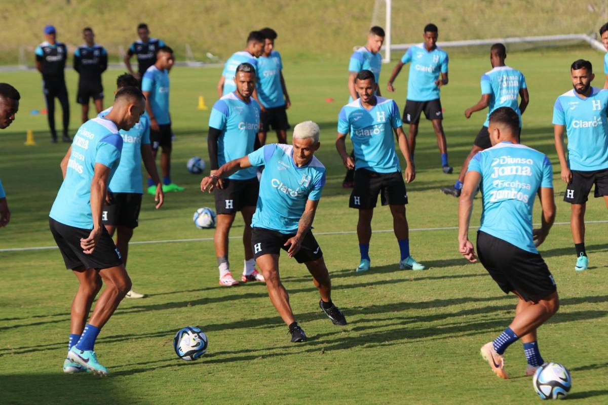 Honduras entrenó pensando en Costa Rica: Con un jugador incorporado de último momento y un “gringo” sorpresa