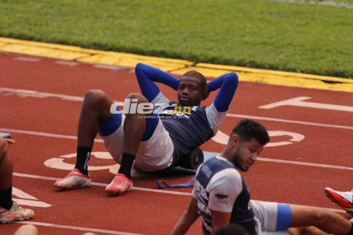 ¿Coito con un 4-3-3? Así fue el último entreno de Honduras antes del juego con Costa Rica