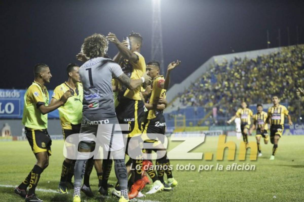 NO SE VIO POR TV: La gresca en el Honduras-Marathón y los tórtolos en el Morazán