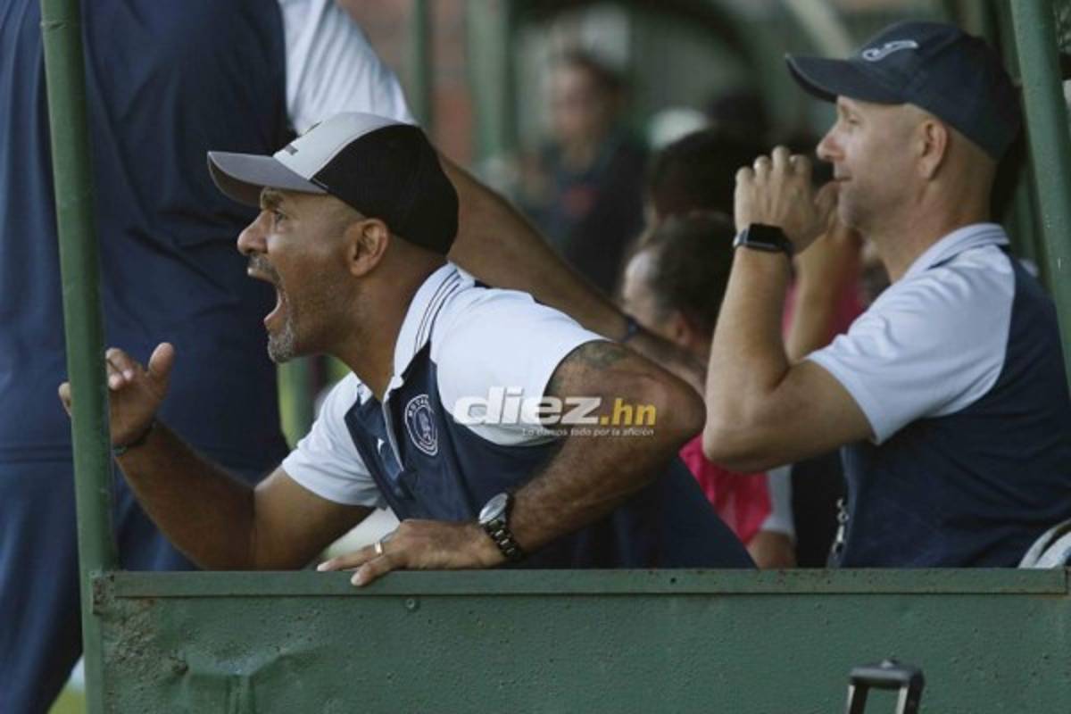 NO VISTE EN TV: La chica del escote, bellezas y ambientazo en el Excélsior