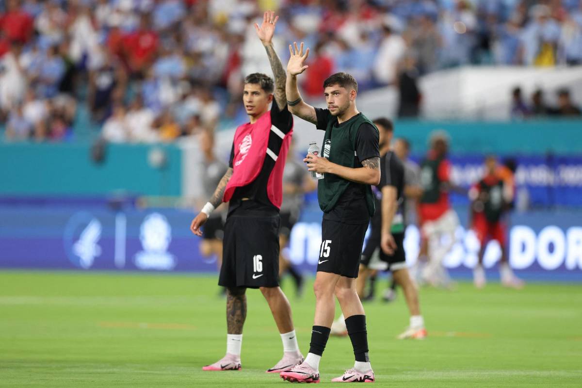 Bielsa y su reacción al ver a Christiansen, los campeones del mundo que vieron el Uruguay-Panamá y Suárez se percató