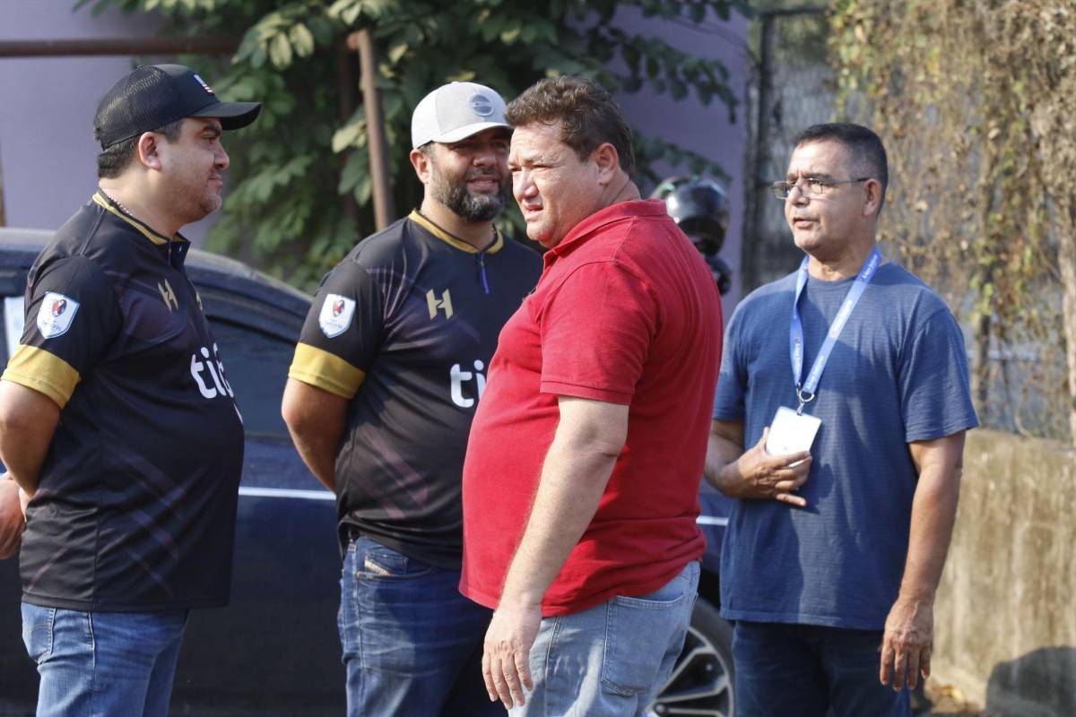 Belleza en las gradas y entrega total en la cancha; Real Sociedad no estuvo solo en el último partido del Clausura 2023