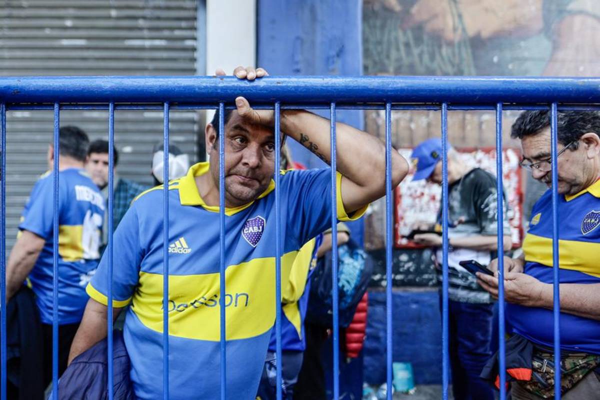 Boca Juniors abrió 'La Bombonera' para despedir a Russo: el dolor de los aficionados y el gesto de River Plate