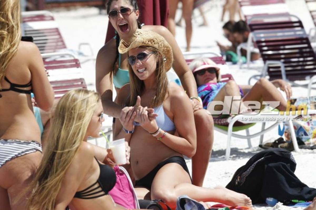 Las bellezas que calientan Fort Myers, lugar donde se concentra Honduras