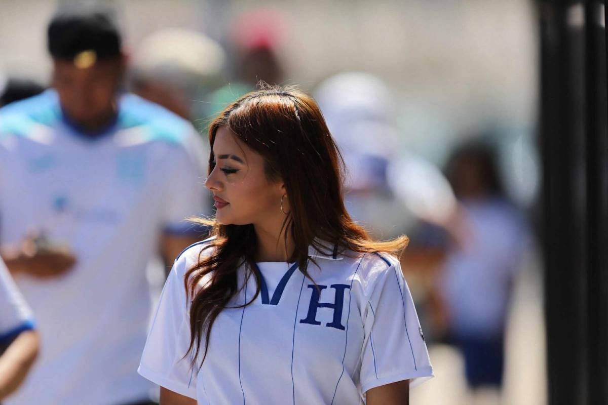 Honduras vs Panamá: bellezas hondureñas y panameñas adornan el juego de la Copa Oro