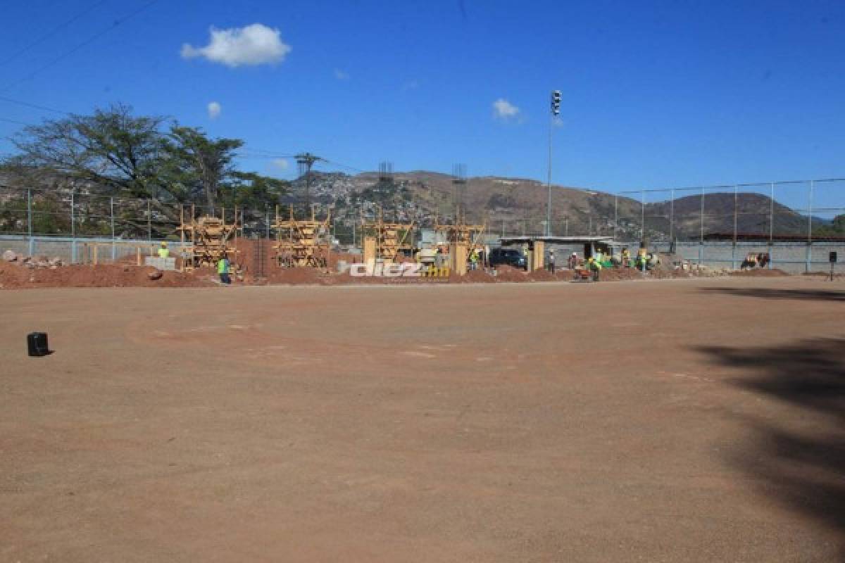 Fotos: Fenafuth supervisa el avance de las obras en el mini estadio del Birichiche