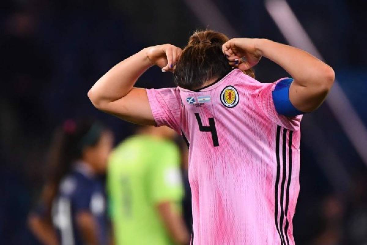 Emotivas imágenes: Así celebró Argentina el empate ante Escocia en el Mundial Femenino