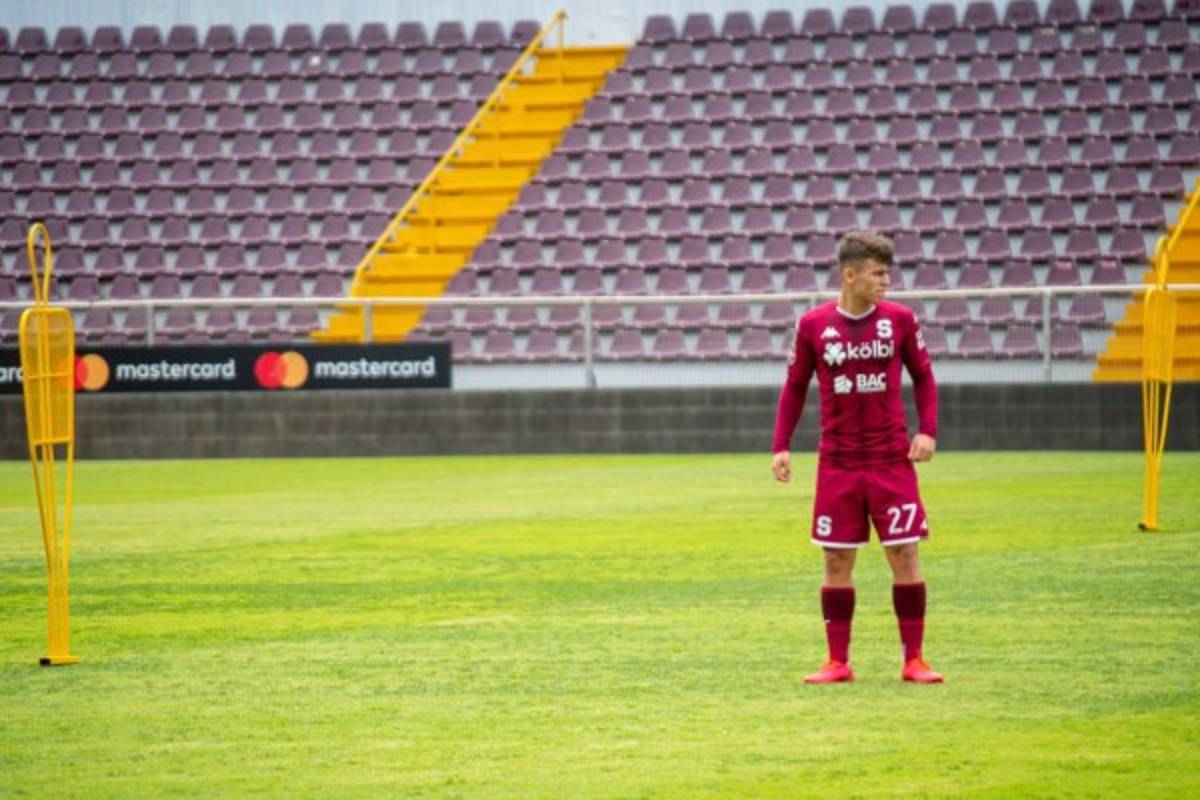 Con mascarilla y guardando distancia; así volvieron a las prácticas los clubes en Costa Rica