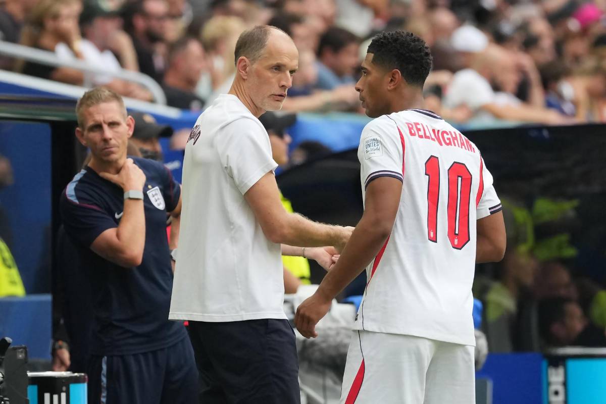 La frustración de Mbappé, así fue captada Ester Espósito y el enfado de Deschamps
