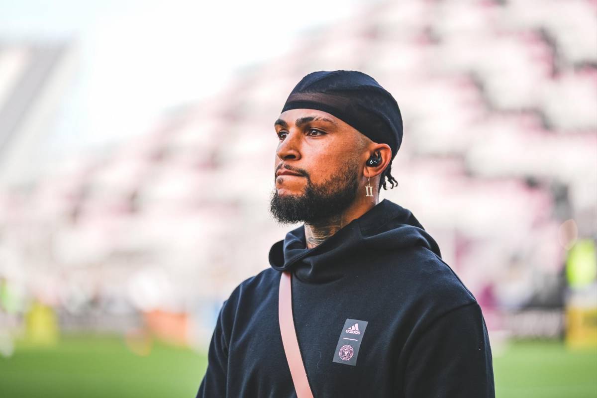 Curiosas banderas de Messi, histórica foto del Inter Miami, invitado especial y las enormes filas previo al debut del “10” en la Leagues Cup