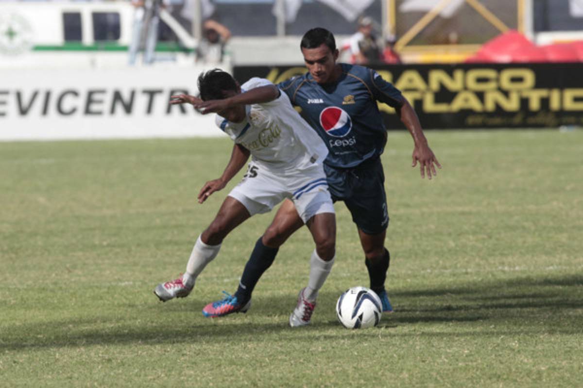 Olimpia se quedó con el clásico capitalino