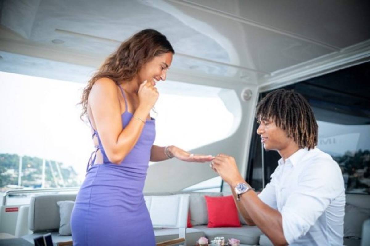 Hace bikinis con material reciclado: Así es Kaylee Ramman, la prometida del nuevo fichaje del Manchester City