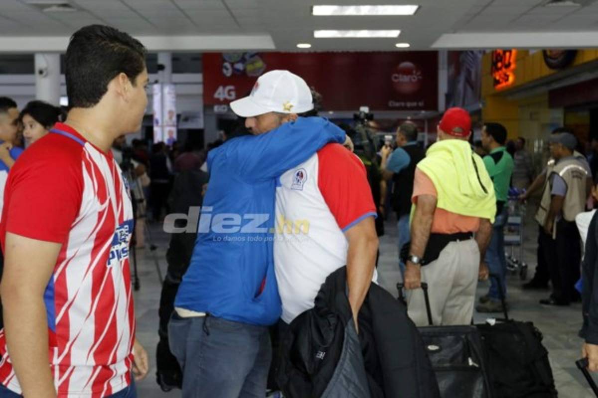 ¡Como héroes! Así fue recibido el Olimpia tras la gesta ante el Seattle por Champions de Concacaf