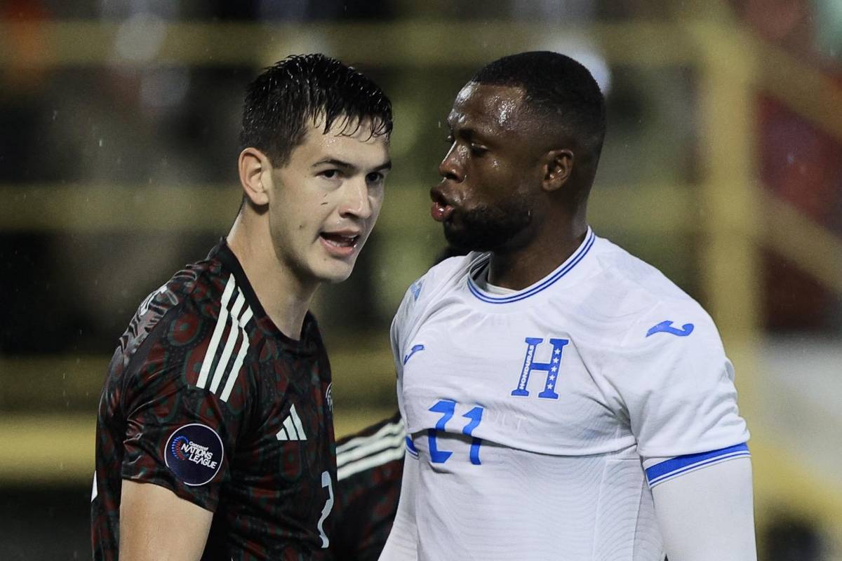 Yustin Arboleda tuvo debut destacado con Honduras frente a México, agarrón con dos jugadores y se le vio bien acompañado