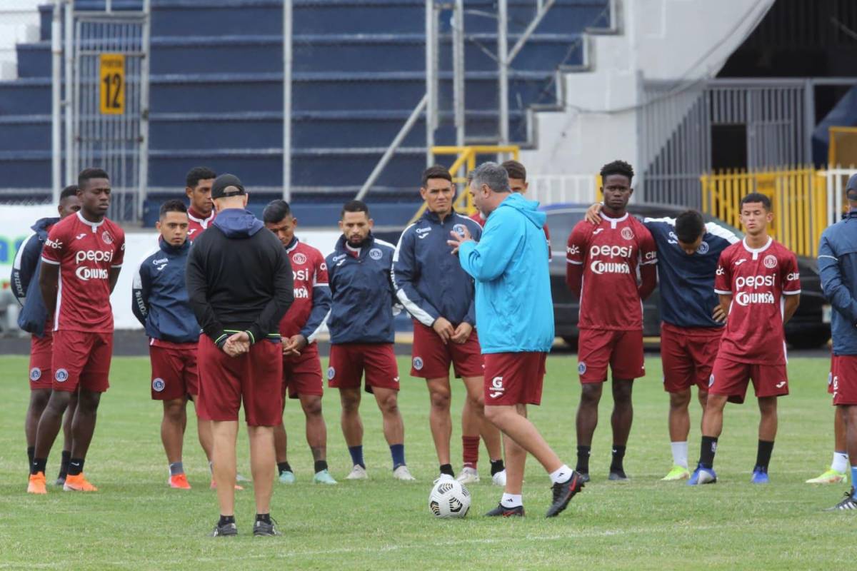 Fotos: Café, bromas, charla y chumpas para el frío; así cerró Motagua su preparación para la final ante Comunicaciones