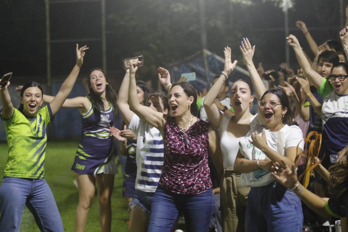 Una leyenda presente y exjugador como DT: ¡así es la fiesta del torneo ABSH de escuelas bilingües!