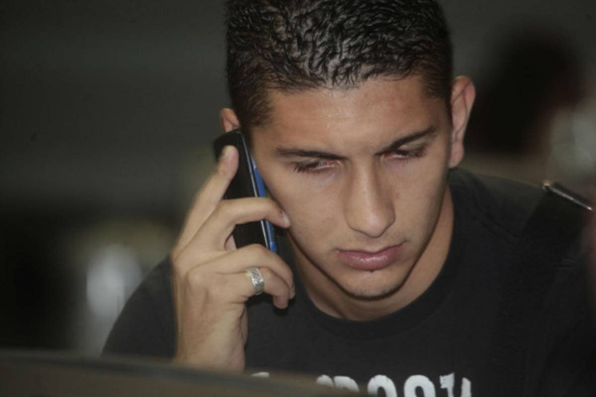 Leverón viajó a Vancouver para unirse a los Whitecaps