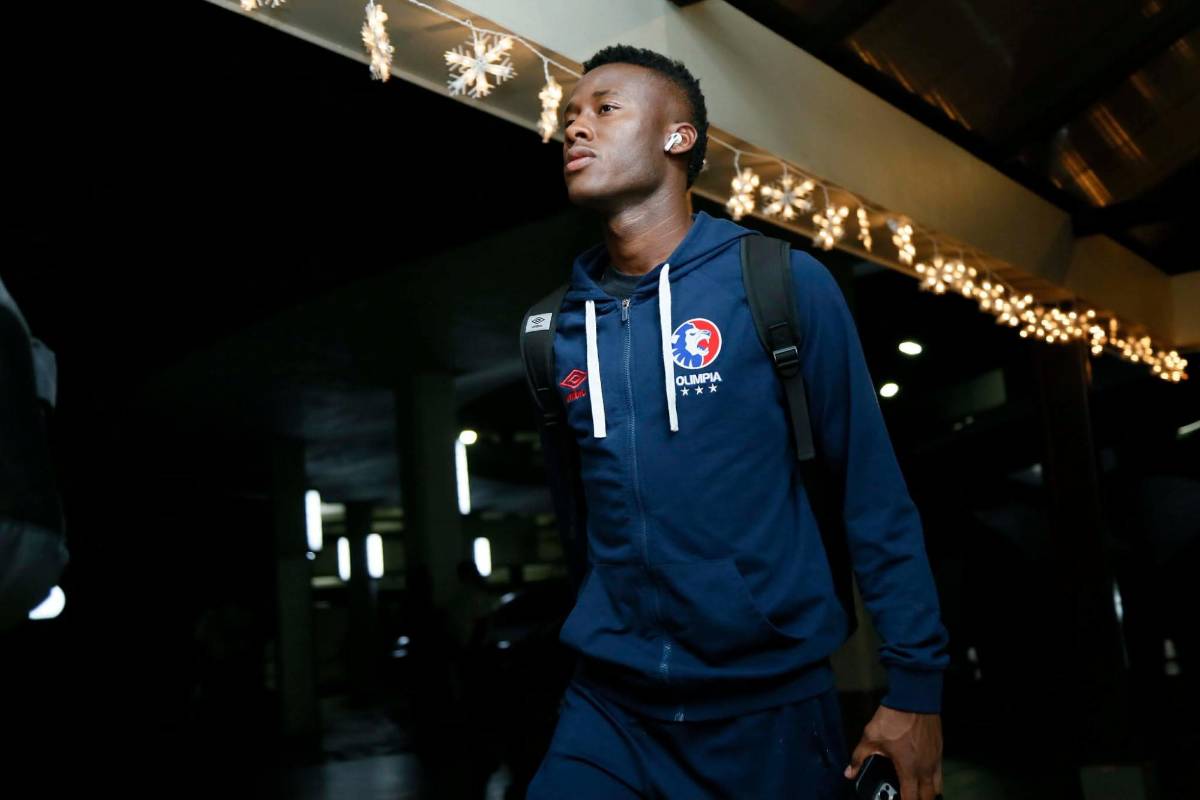 Olimpia llegó a San Pedro Sula para enfrentar a Real España en el Morazán: la curiosidad y, ¿viajó Jorge Álvarez?