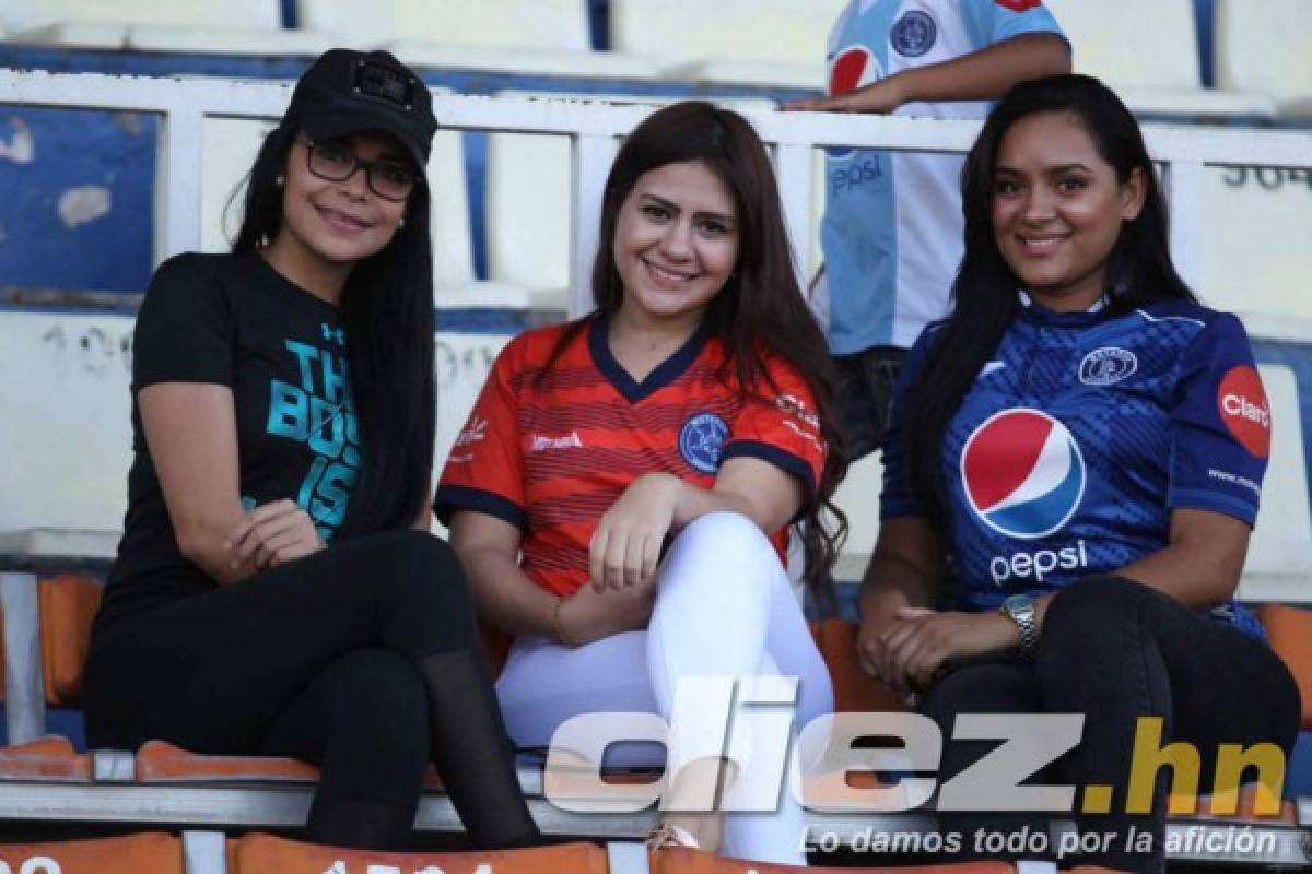 ¡Sensuales! El lado infartante del clásico Motagua-Olimpia en el estadio Nacional