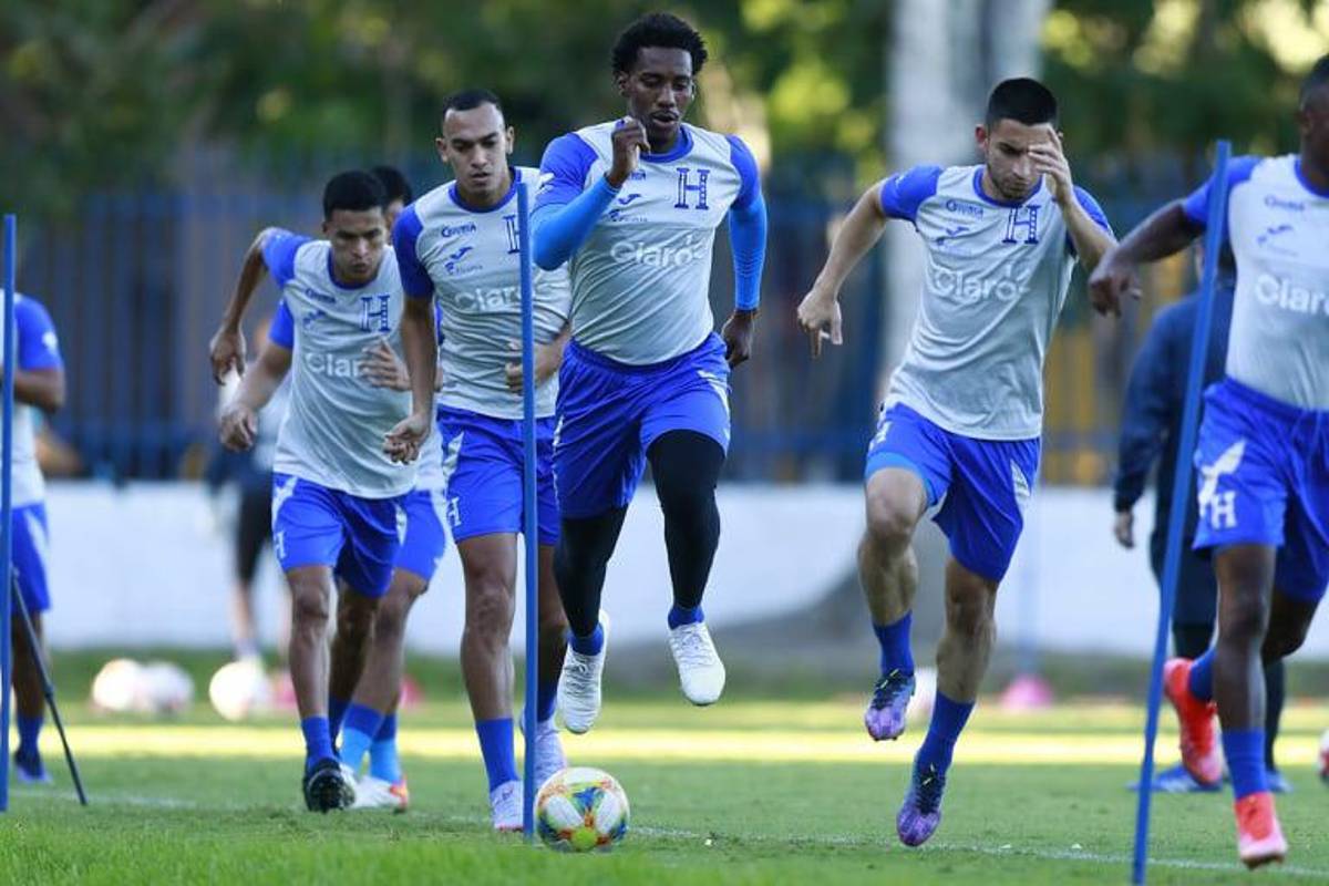 Con tridente y sorpresa: Este es el 11 titular confirmado de Honduras para buscar su primer triunfo ante Canadá