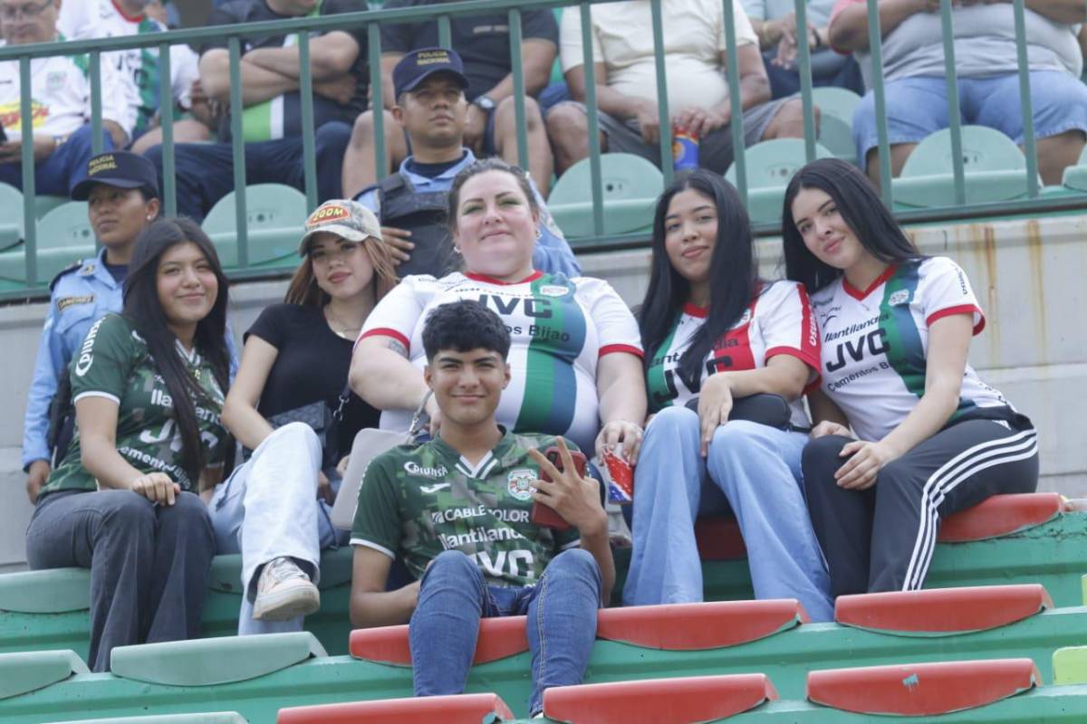 FOTOS: ¡Bellezas y ambientazo! Las hermosas chicas que engalanaron el Marathón - Génesis en el Yankel