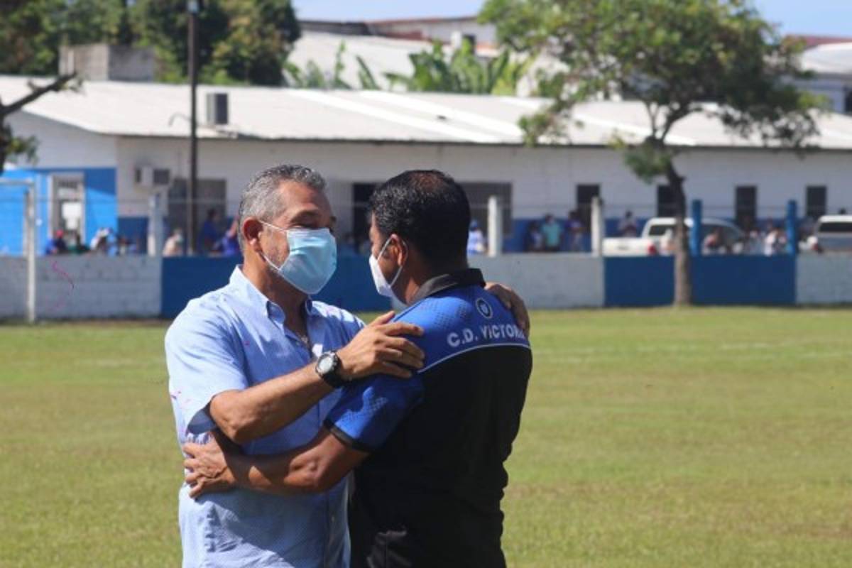 Euforia, festejos y afición: Así se vivió la fiesta de la goleada del Victoria a Potros en la Liga de Ascenso
