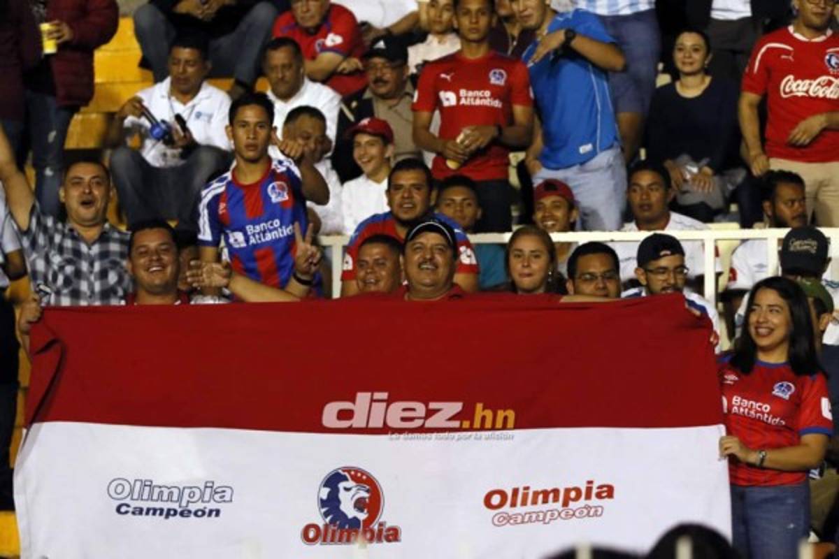 NO VISTE EN TV: Bronca, sufrimiento de Donis y el detallazo de Troglio con Benguché