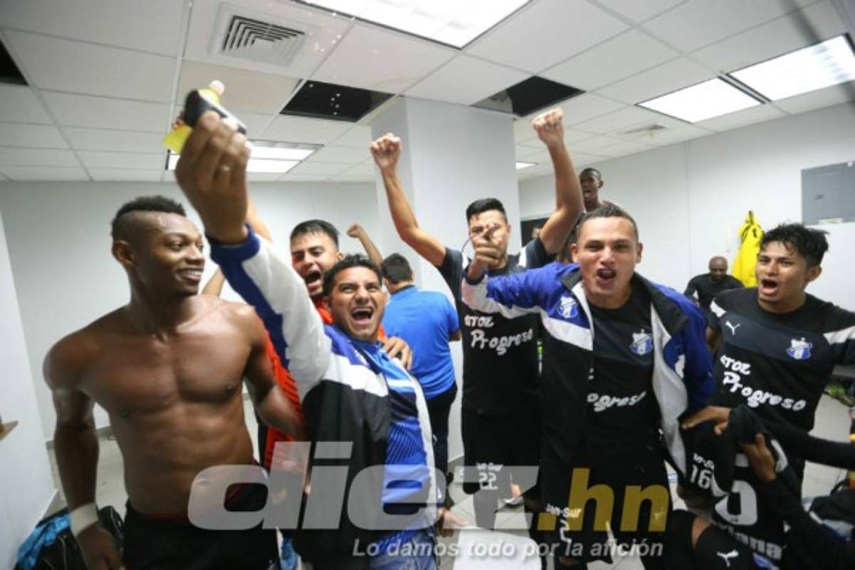 ¡Júbilo, lágrimas y 'marihuana'! El emotivo festejo del Honduras por llegar a la final