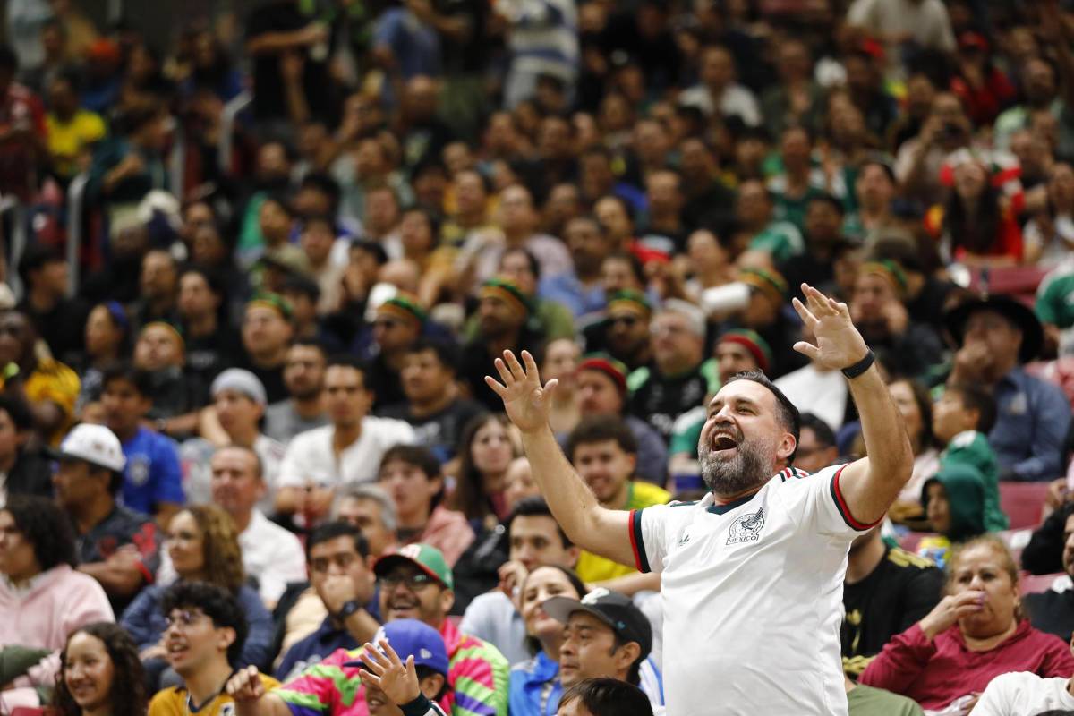 Nueva Caledonia se roba el amor de los mexicanos, ¿qué objeto le dieron al portero de Jamaica que es tendencia mundial?