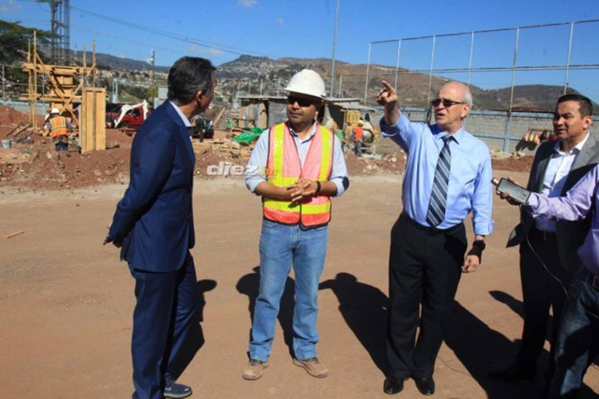 Fotos: Fenafuth supervisa el avance de las obras en el mini estadio del Birichiche