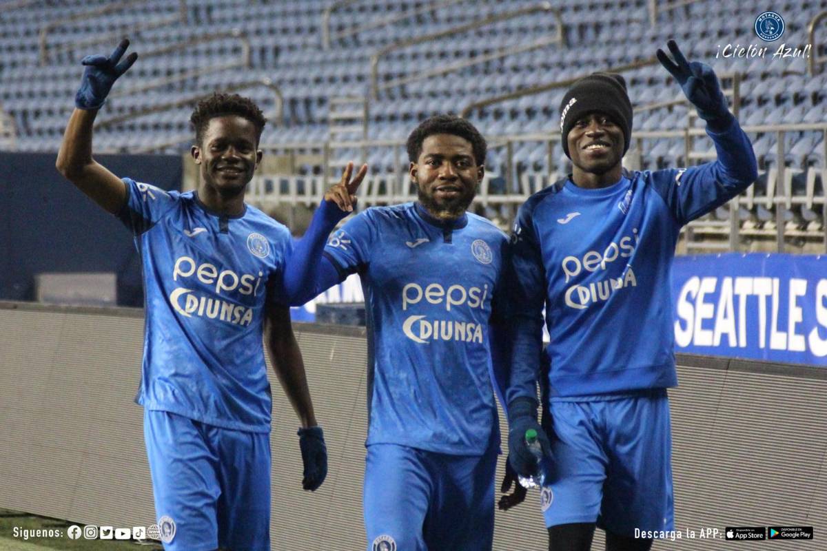 ¡Arropados por el frío! Así entrenó Motagua en el helado Seattle en la previa de la vuelta por la Conchampions