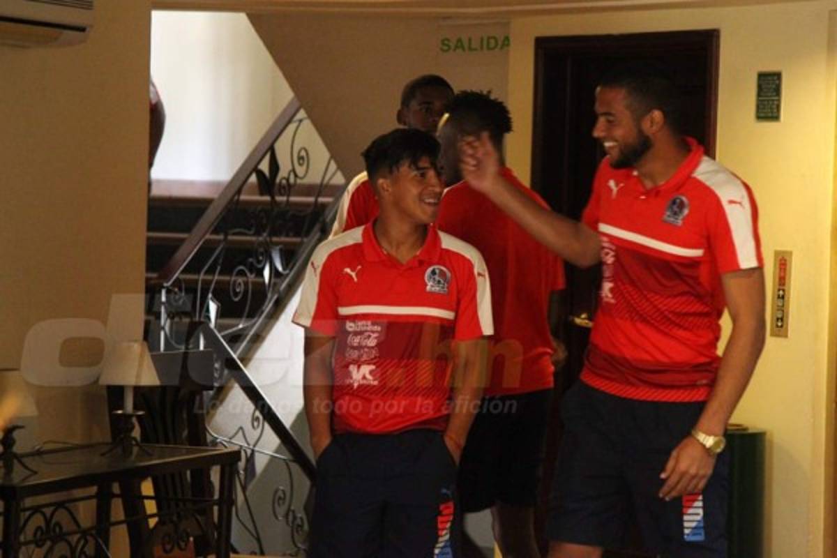 En fotos: Optimismo y alegría en concentración de Olimpia previo al clásico