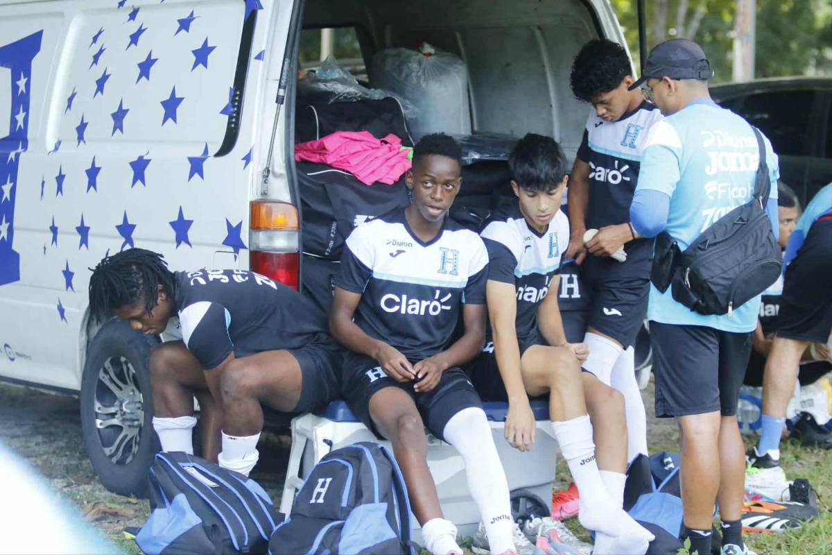 La Sub 17 de Honduras afinó detalles para viajar a Qatar: La exfigura de la 'H' que llegó a hablar con Luis Suazo y los niños pidiendo autógrafos