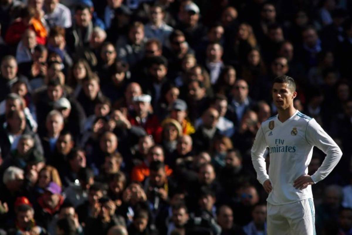 TRISTES: Las dolorosas imágenes de Cristiano tras perder el Clásico ante Barcelona