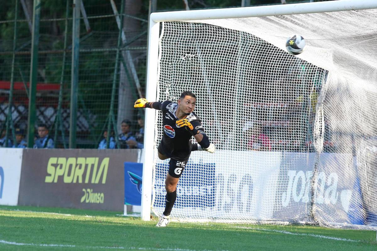 No se vio en el Marathón vs Motagua: locura por Alexy Vega, euforia de la Tota, fuertes reclamos a árbitros y Diego Vázquez no fue a la conferencia