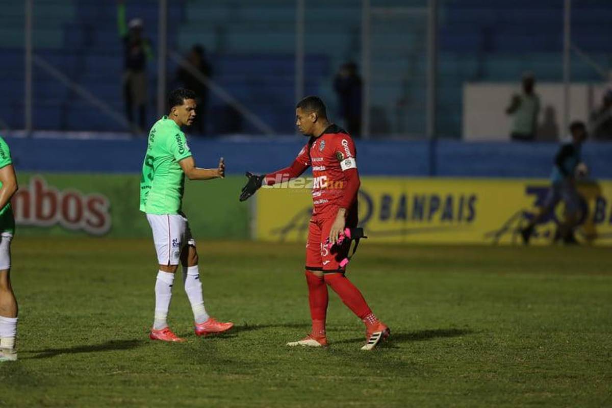 Abrazos, protesta y furia en Marathón: Las imperdibles fotos que deja la jornada 8 de Liga en Honduras