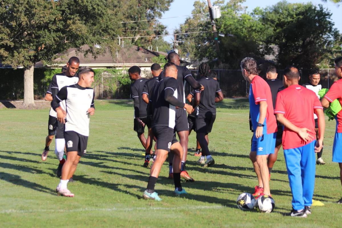 ¿Jugarán Chirinos y Arboleda? Olimpia entrena en Nueva Orleans con muchas bajas y se alista para su amistoso: fecha y hora