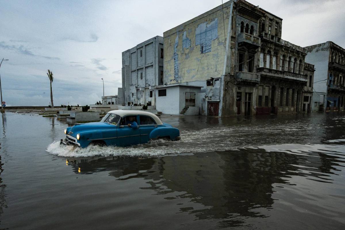 ¡Desastre natural! La Florida ya resiste el impacto del huracán Ian, que se prevé inundará la mayoría de este Estado de EEUU