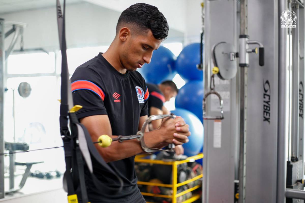 Andy Najar al cien, Maciel en bicicleta, la orden de Reggi y las grandes sonrisas en el Olimpia previo al duelo con Marathón